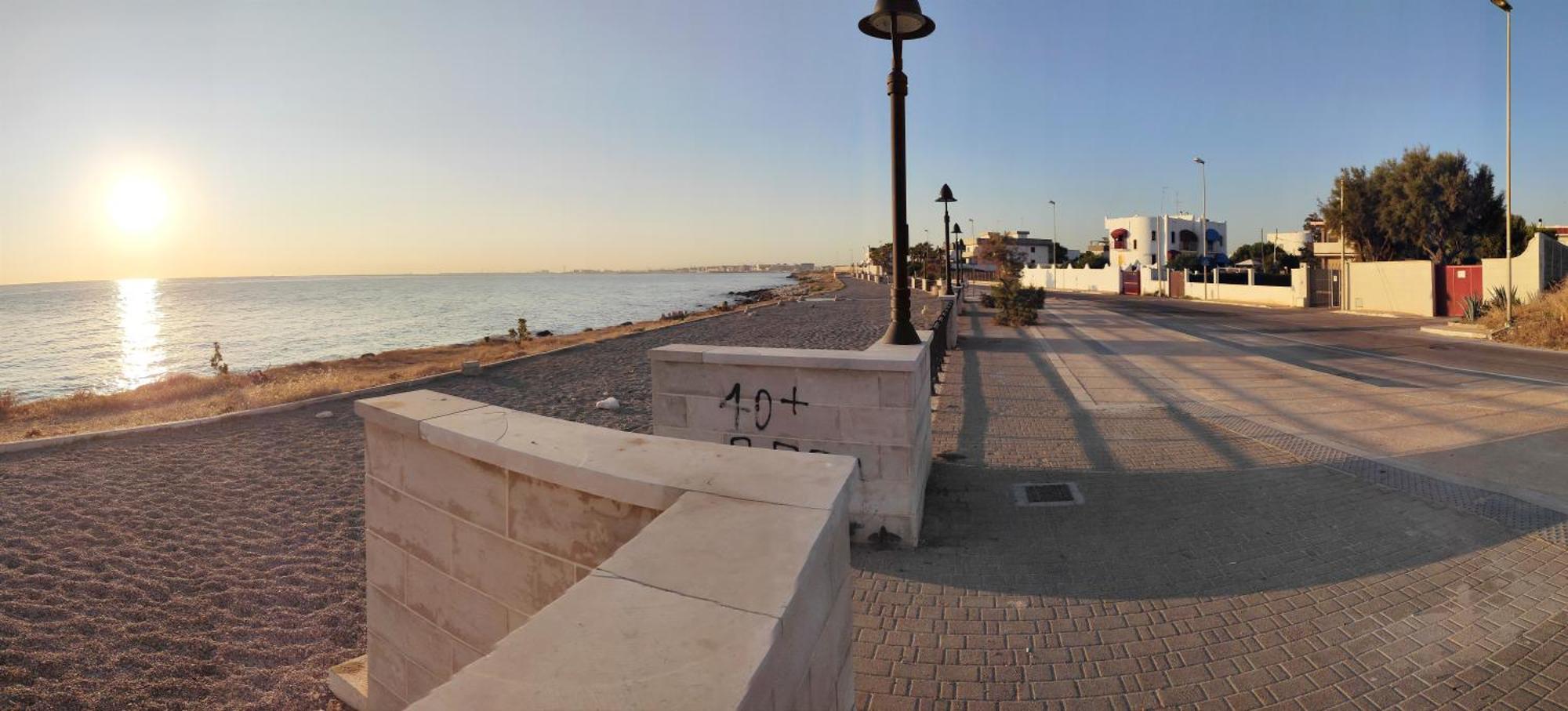 Seagull Apartments - Front And Sea View & Airport Bari Ngoại thất bức ảnh