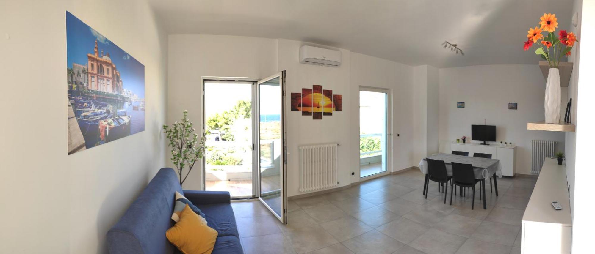 Seagull Apartments - Front And Sea View & Airport Bari Ngoại thất bức ảnh