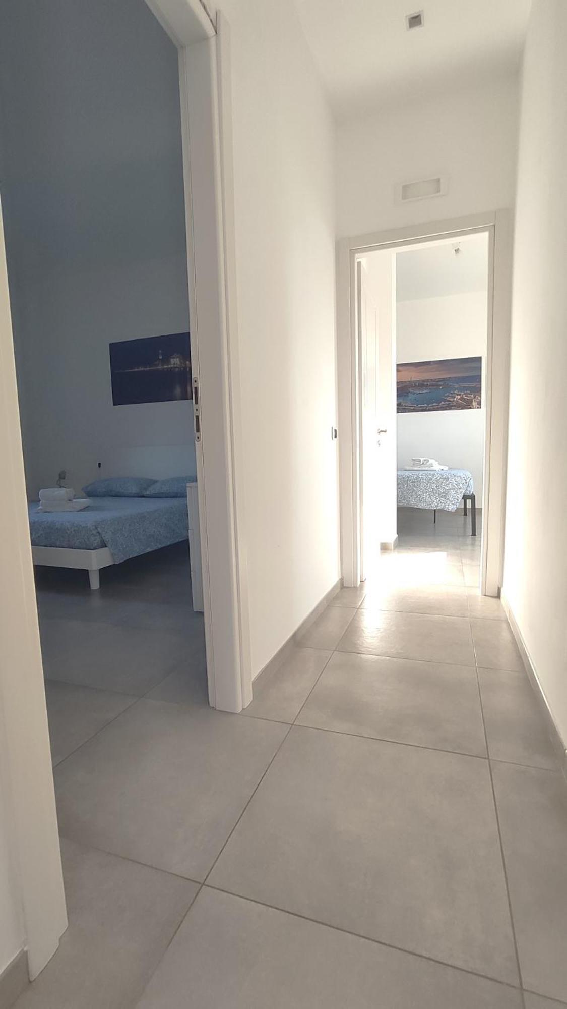 Seagull Apartments - Front And Sea View & Airport Bari Ngoại thất bức ảnh